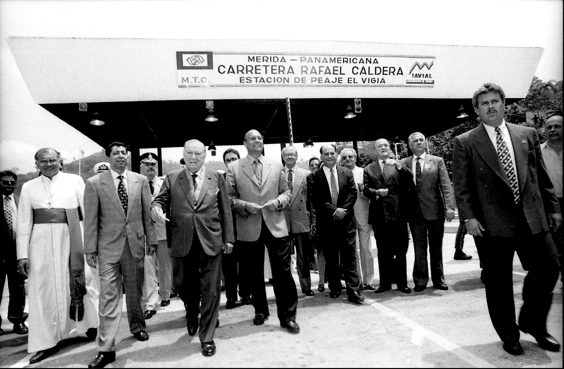 1997. Octubre, 9. Inauguración súpercarretera Mérida-El Vigía.