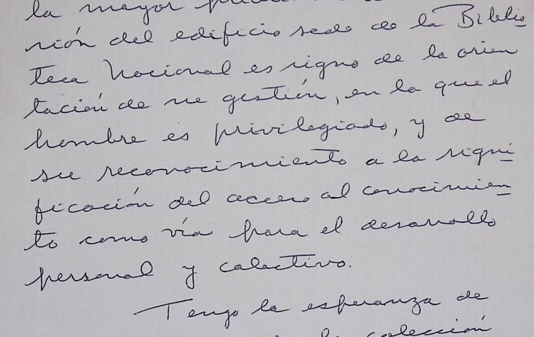 Betancourt Valverde, Virginia – 1994. Abril, 12. Como Directora de la Biblioteca Nacional, elogia la decisión del presidente Caldera de concluir el edificio sede en su segundo gobierno